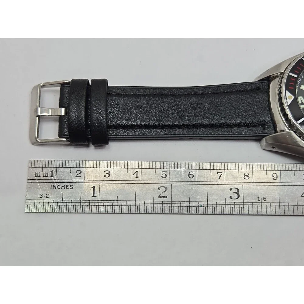 Freestyle Sand Tiger Mens Dive Watch 100M Black Dial Mineral Crystal New Battery